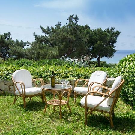 Beach House Near Athens Agia Marina  Exterior photo
